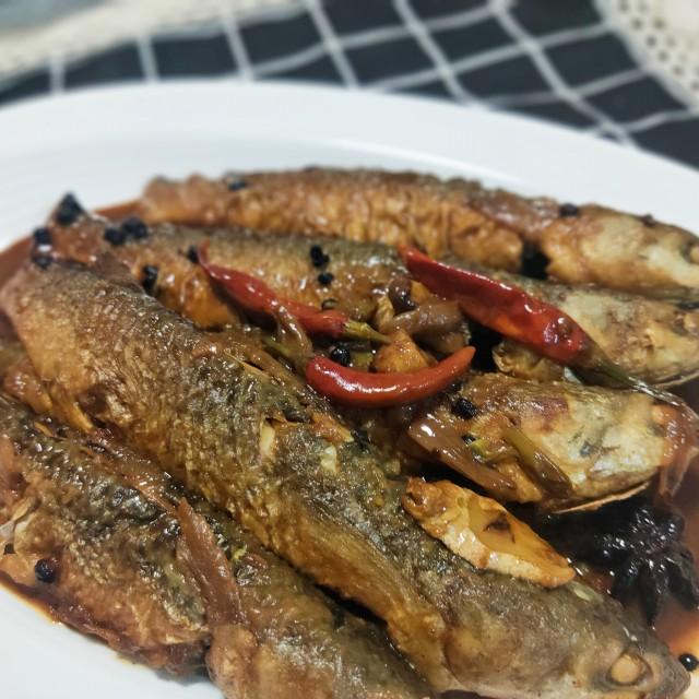 辽阳特色美食小吃一览：不容错过的美味佳肴